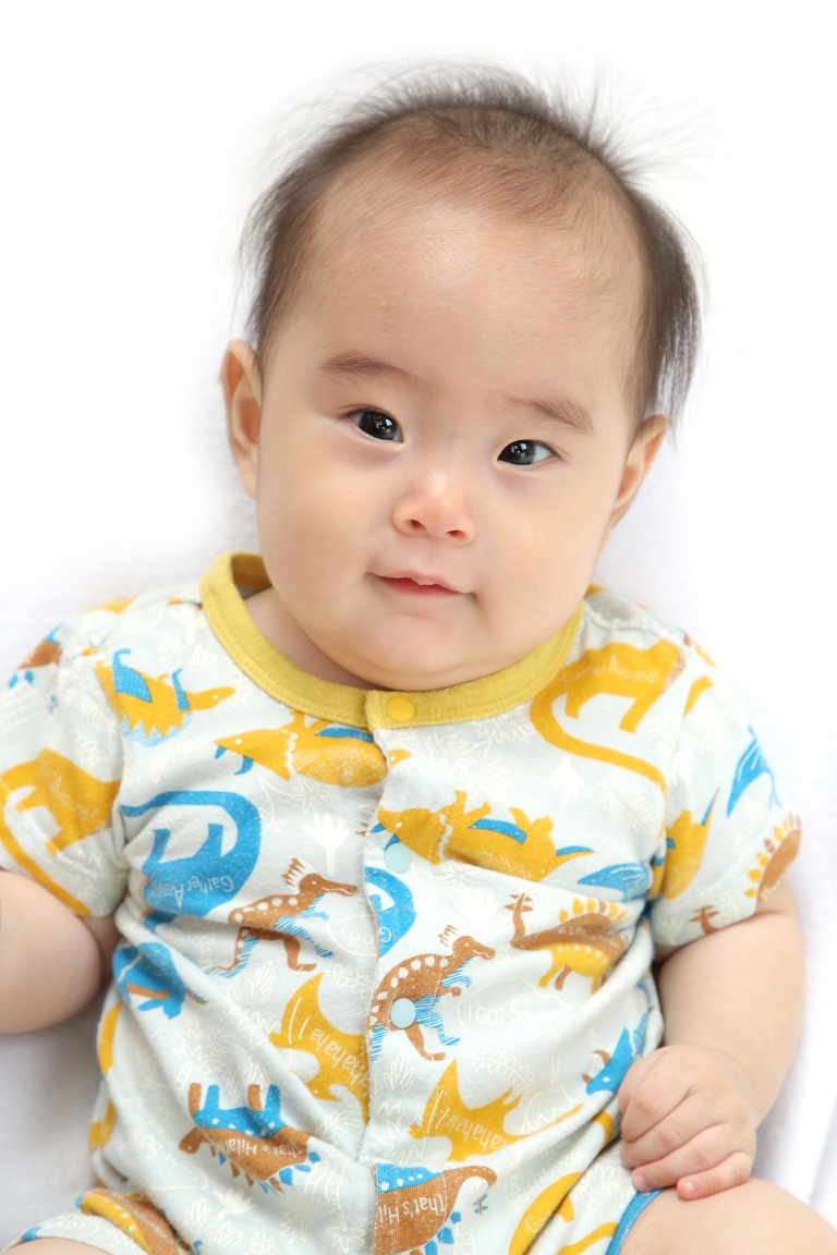 高橋獅織 赤ちゃんモデル